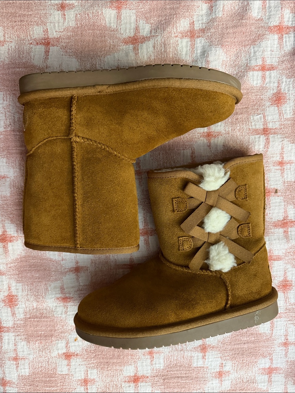 Koolaburra Kids Chestnut Suede Bow-Accent Faux-Shearling Boots
